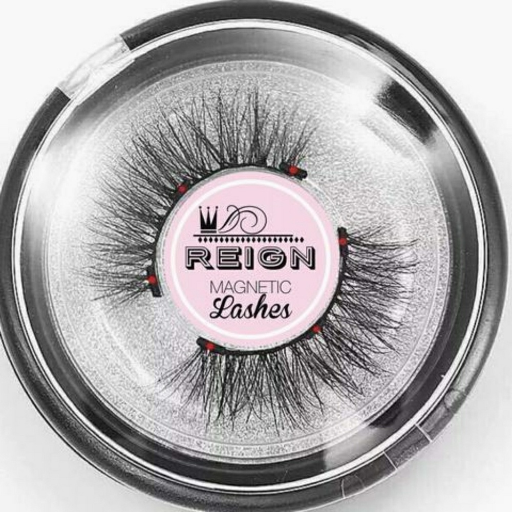 Reign magnetic mink lashes